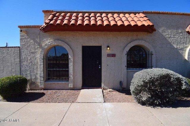 view of entrance to property