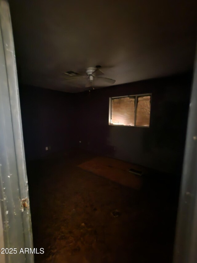 3308 W Missouri Ave, Phoenix, AZ 85017 - unfurnished room with a ceiling fan