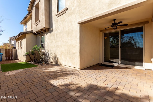 view of patio with ceiling fan