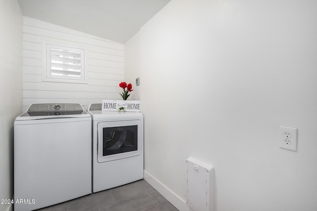 washroom with washer and clothes dryer