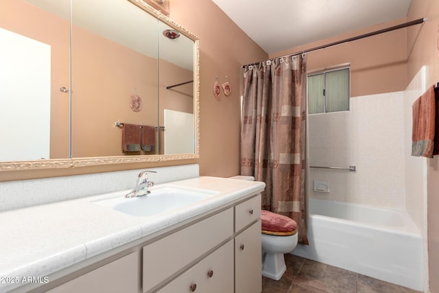 full bathroom featuring tile patterned flooring, vanity, shower / bath combo with shower curtain, and toilet