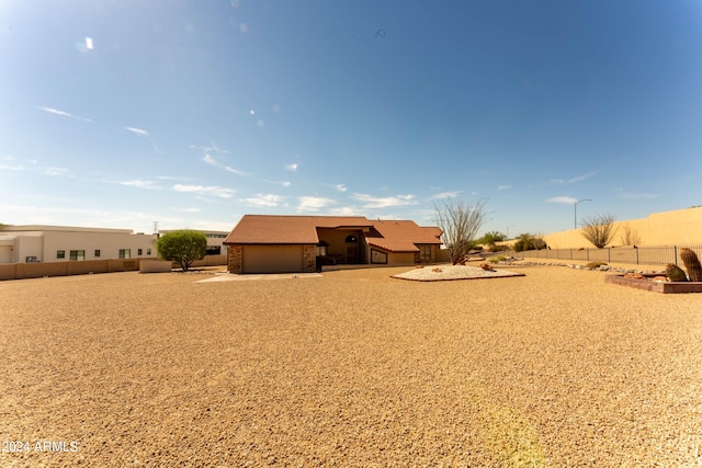 view of yard with a garage