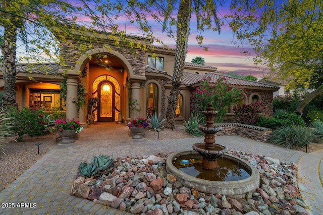 11821 S Tuzigoot Ct, Phoenix, AZ 85044 - exterior space featuring a tiled roof and stucco siding