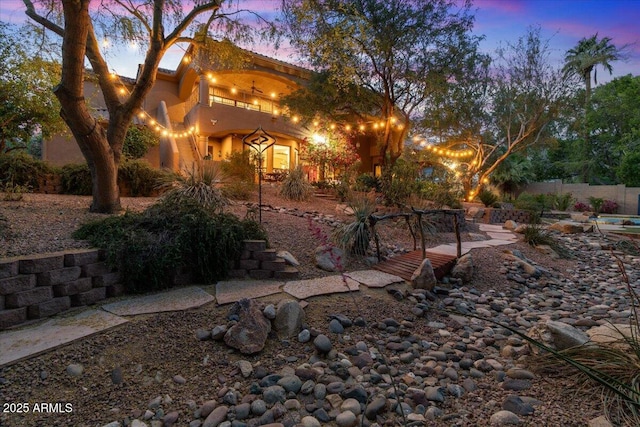 11821 S Tuzigoot Ct, Phoenix, AZ 85044 - exterior space with a balcony