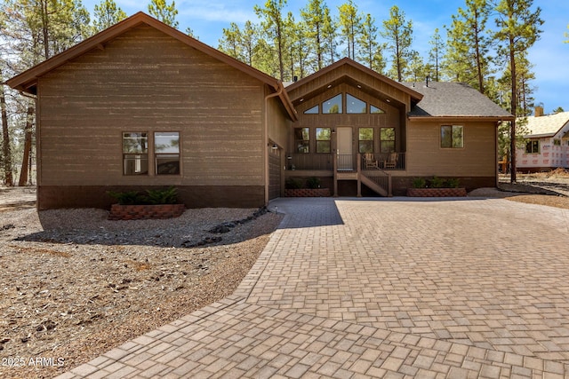 2380 W Narrow Leaf Ln, Show Low, AZ 85901 - chalet / cabin with a porch