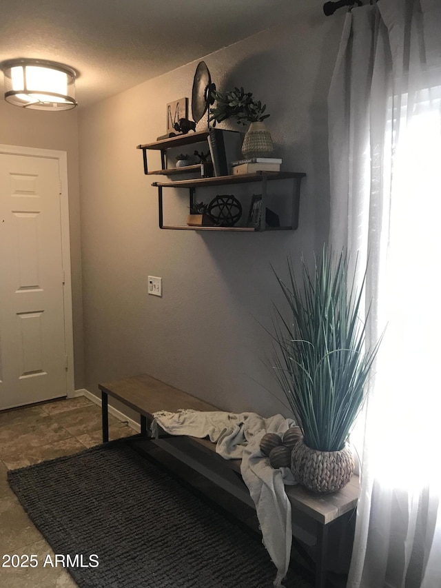 5110 E Mark Ln, Cave Creek, AZ 85331 - view of mudroom