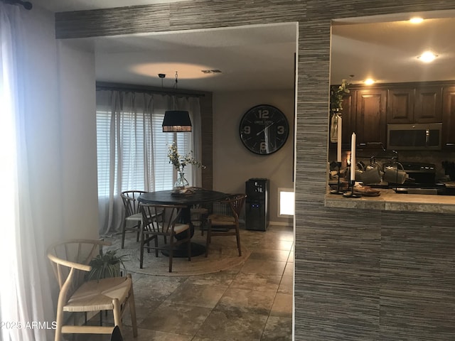 5110 E Mark Ln, Cave Creek, AZ 85331 - dining space with baseboards