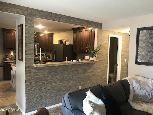 5110 E Mark Ln, Cave Creek, AZ 85331 - living room featuring tile patterned floors
