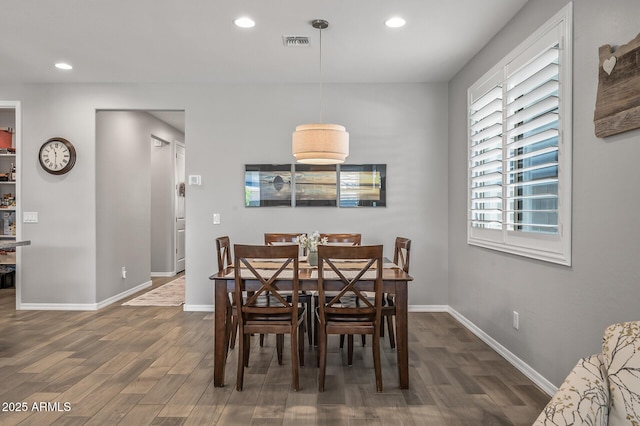 dining space with baseboards, visible vents, recessed lighting, and dark wood-type flooring