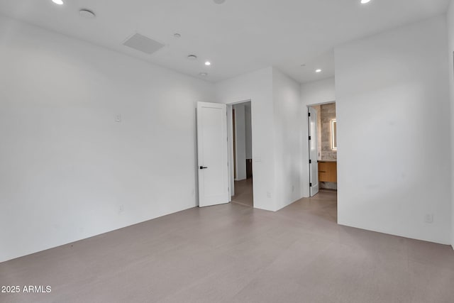 10354 E Celestial Dr, Scottsdale, AZ 85262 - unfurnished room with recessed lighting