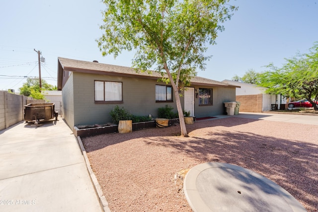 5637 N 63rd Dr, Glendale, AZ 85301 - single story home featuring a patio area