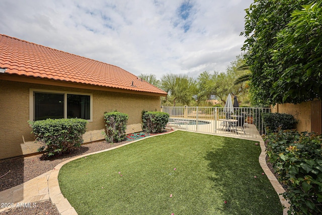 9085 E Windrose Dr, Scottsdale, AZ 85260 - fenced backyard featuring a patio area
