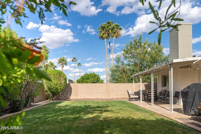 2418 E Hermosa Dr, Tempe, AZ 85282 - view of yard with a patio area