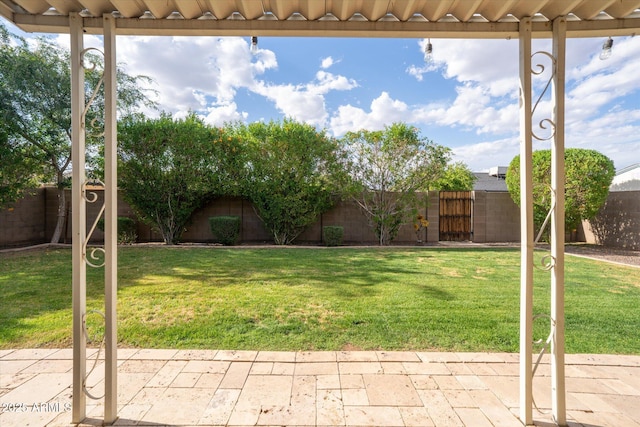 2418 E Hermosa Dr, Tempe, AZ 85282 - view of yard with a patio area and a gate