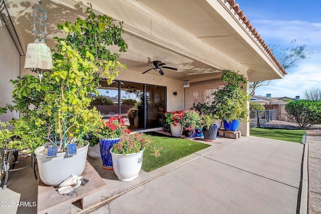 view of patio with ceiling fan