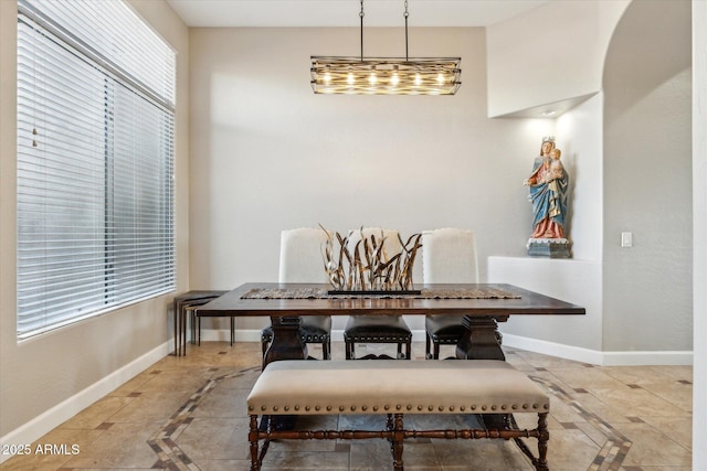 34096 N 87th Way, Scottsdale, AZ 85266 - dining space featuring baseboards