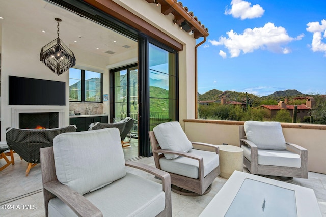 view of patio featuring an outdoor hangout area