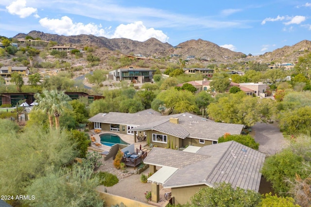 bird's eye view featuring a mountain view