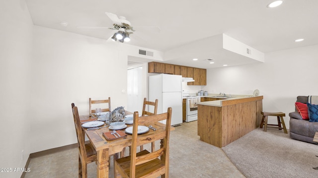 455 N Tegner St Unit 59, Wickenburg, AZ 85390 - dining room featuring recessed lighting, a ceiling fan, and baseboards