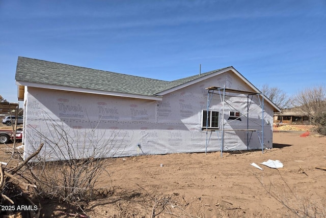 4790 E Goss Dr, Rimrock, AZ 86335 - view of home's exterior with roof with shingles