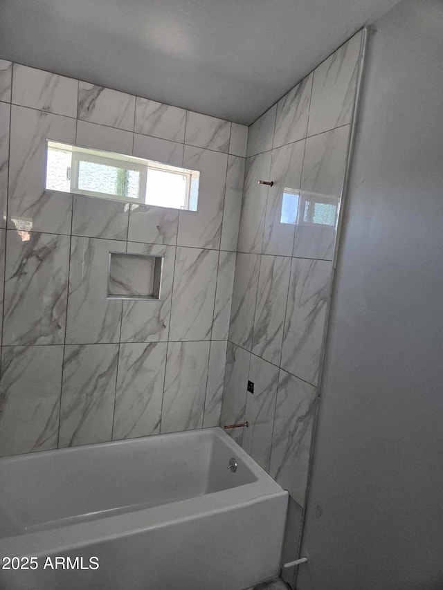 4790 E Goss Dr, Rimrock, AZ 86335 - full bathroom featuring shower / bathtub combination