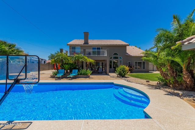 4648 W Misty Willow Ln, Glendale, AZ 85310 - swimming pool with a patio