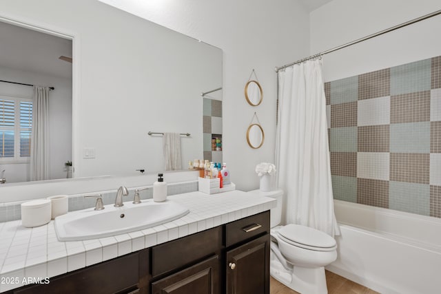 1500 E Sagittarius Pl, Chandler, AZ 85249 - full bathroom featuring vanity, toilet, and shower / bathtub combination with curtain