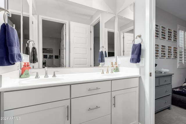 bathroom with vanity