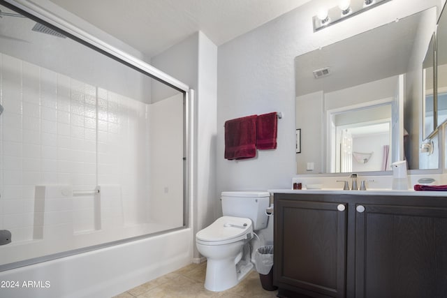 19700 N 76th St Unit 2057, Scottsdale, AZ 85255 - full bath with vanity, shower / bath combination with glass door, and tile patterned floors