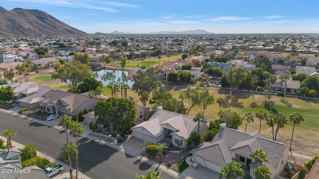 bird's eye view with a mountain view