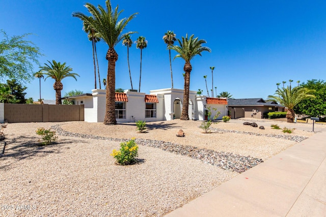 5211 E Winchcomb Dr, Scottsdale, AZ 85254 - view of front facade