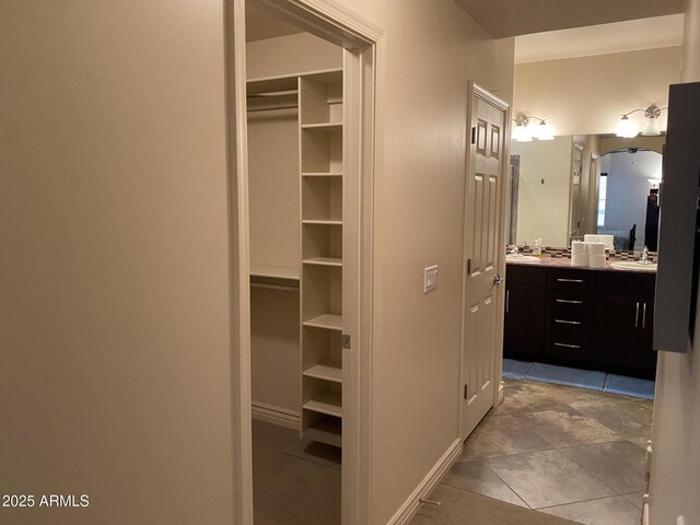 5350 E Deer Valley Dr Unit 3267, Phoenix, AZ 85054 - closet with a sink