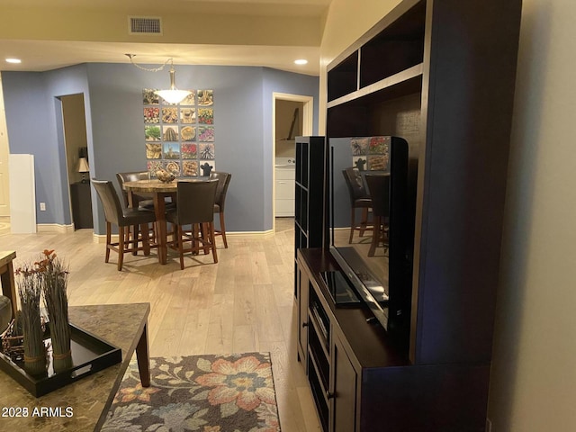 5350 E Deer Valley Dr Unit 3267, Phoenix, AZ 85054 - kitchen with light wood-style flooring, recessed lighting, and baseboards