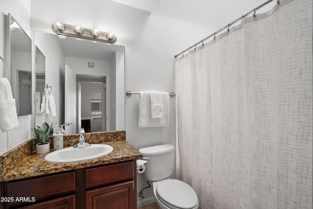10115 E Mountain View Rd Unit 2061, Scottsdale, AZ 85258 - full bathroom featuring vanity and curtained shower