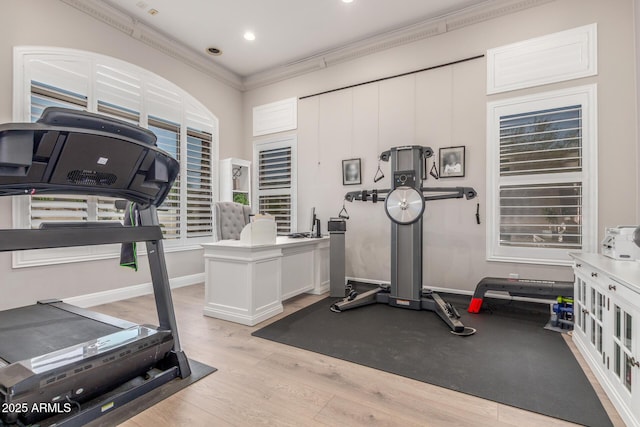 8725 E Menlo Cir, Mesa, AZ 85207 - exercise area with crown molding, light wood-style floors, recessed lighting, and baseboards
