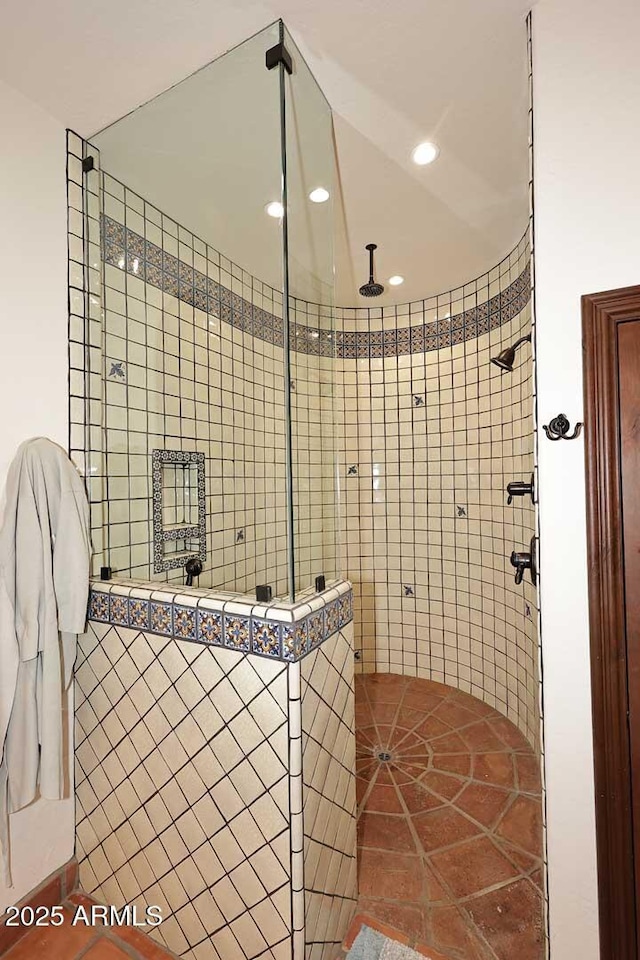 2041 W Hemlock Way, Chandler, AZ 85248 - bathroom featuring a walk in shower and recessed lighting
