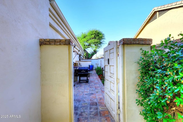 2041 W Hemlock Way, Chandler, AZ 85248 - view of patio / terrace with fence