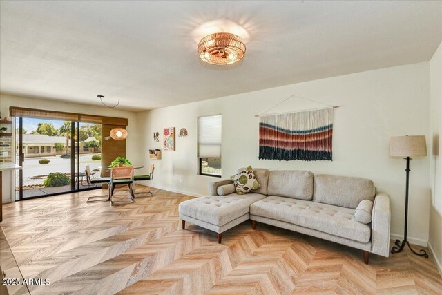 19025 N 96th Ave, Peoria, AZ 85382 - living area featuring baseboards