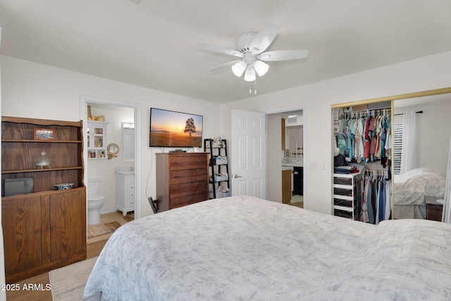 2333 E Southern Ave Unit 2016, Tempe, AZ 85282 - bedroom with a closet, light wood-style floors, ensuite bathroom, and a ceiling fan