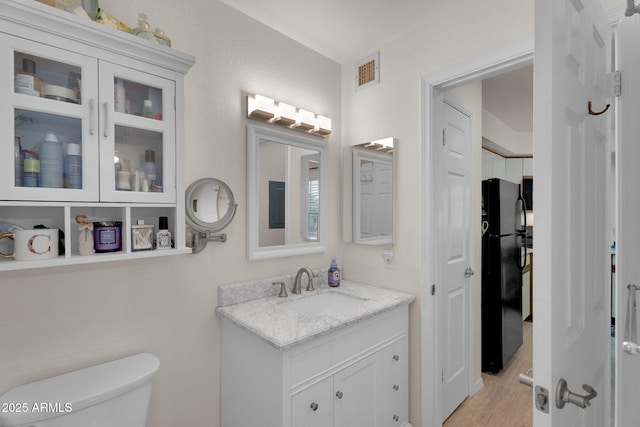 2333 E Southern Ave Unit 2016, Tempe, AZ 85282 - bathroom featuring vanity and toilet