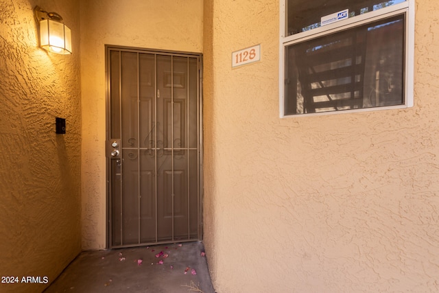 view of entrance to property