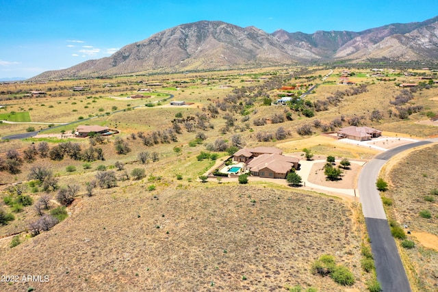 bird's eye view with a mountain view