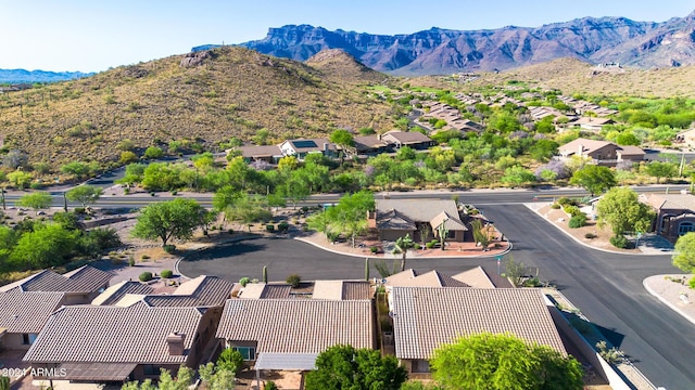 bird's eye view with a mountain view