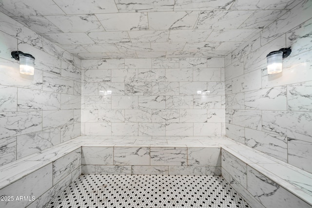 114 W Adams St Unit 202, Phoenix, AZ 85003 - full bath featuring a tile shower