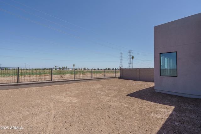 7956 W Griswold Rd, Peoria, AZ 85345 - view of yard