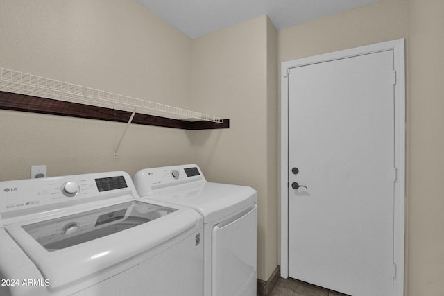 laundry area with laundry area and washing machine and dryer