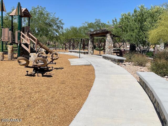 10417 W Alyssa Ln, Peoria, AZ 85383 - view of community play area