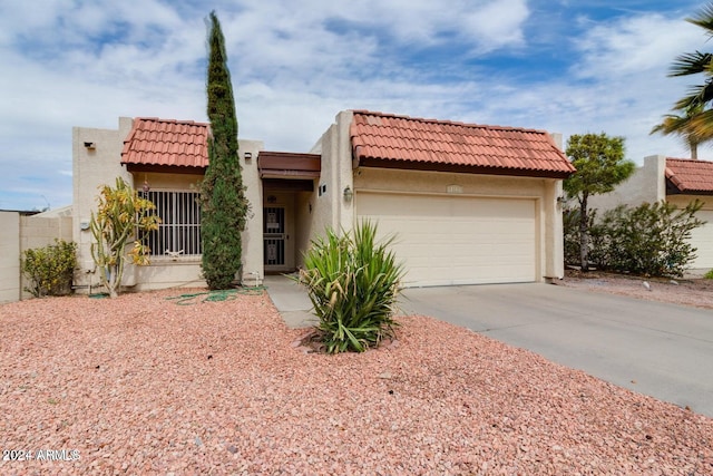 view of front facade with a garage