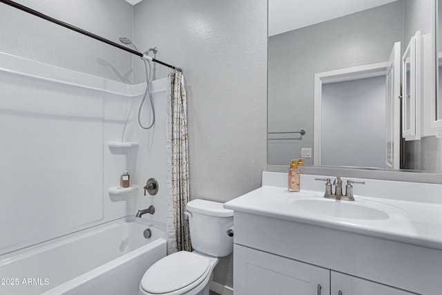 4628 W Greenleaf Dr, San Tan Valley, AZ 85144 - full bath featuring shower / bathtub combination with curtain, toilet, vanity, and a textured wall