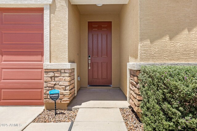 4628 W Greenleaf Dr, San Tan Valley, AZ 85144 - entrance to property with stone siding and stucco siding